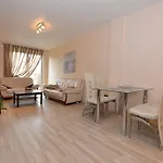 Arunes Apartment *
