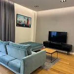 Apartment Arunes *