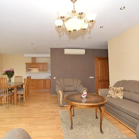 Arunes Паланга