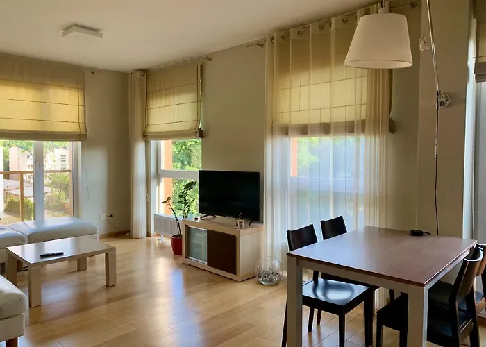 Arunes شقة بالانغا